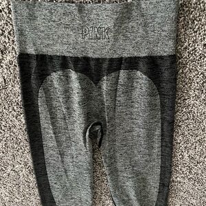 PINK - VS - leggings - size small